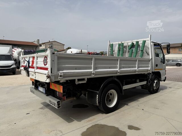 Carrinha basculante trilateral Isuzu NQR 15.75 Kipper 4x2 Euro2