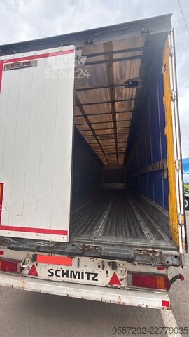 åpen semitrailer med presenning Schmitz Cargobull SCS