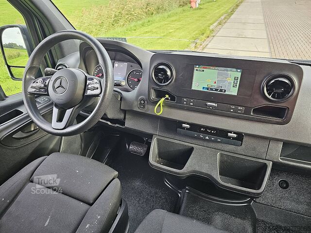 Комби с висок покрив MERCEDES-BENZ SPRINTER 317 L2H2 3.5t Trekhaak