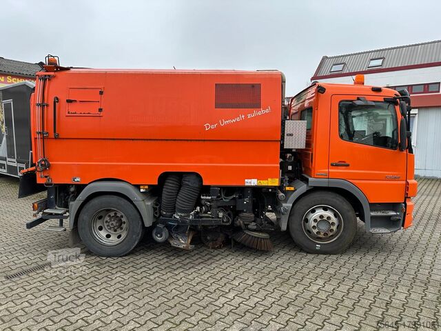 šlavėjas Mercedes-Benz 1324 LKO