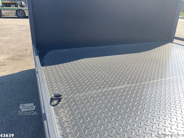 Car carrier van DAF LF 180 Euro 6 Autotransporter met oprijplaten J...