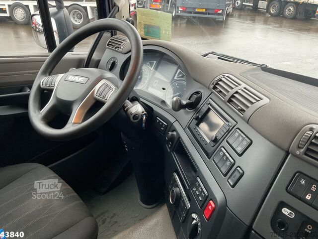 Hook arm system DAF FAD CF 530 8x4 Euro 6 Palfinger 33 Tonmeter laa...