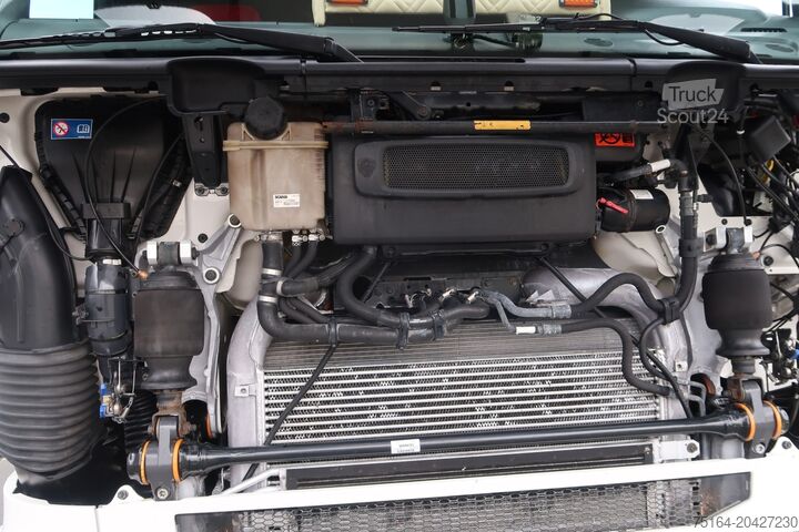 Kötet SZM SCANIA R 520 Topline Mega