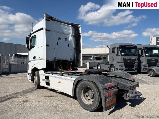 Camion de matières dangereuses Mercedes-Benz ACTROS 1848 ADR