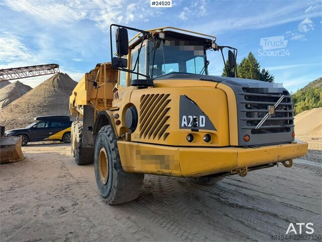 Pašizgāzējs Volvo A25D 6x6 articulated hauler with white registratio