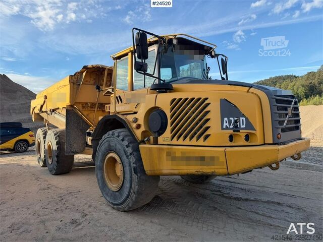 Pašizgāzējs Volvo A25D 6x6 articulated hauler with white registratio