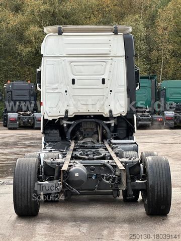 Vrachtwagenchassis MERCEDES-BENZ Actros 2540 6x2 Fahrgestell Vollluft, Retarder