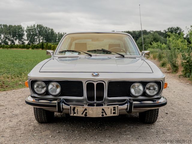 Ван BMW 3.0 CS Coupe