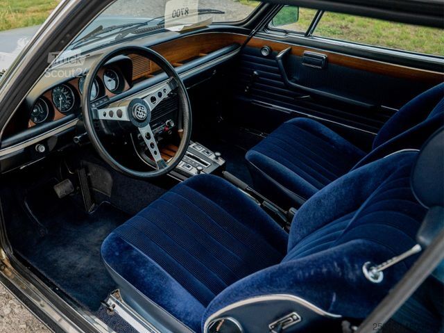 Ван BMW 3.0 CS Coupe