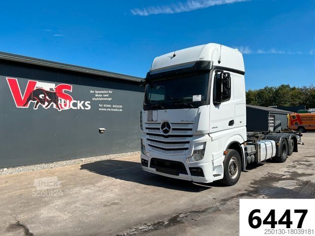 Camión con caja móvil MERCEDES-BENZ Mercedes-Benz Actros 2545 6x2