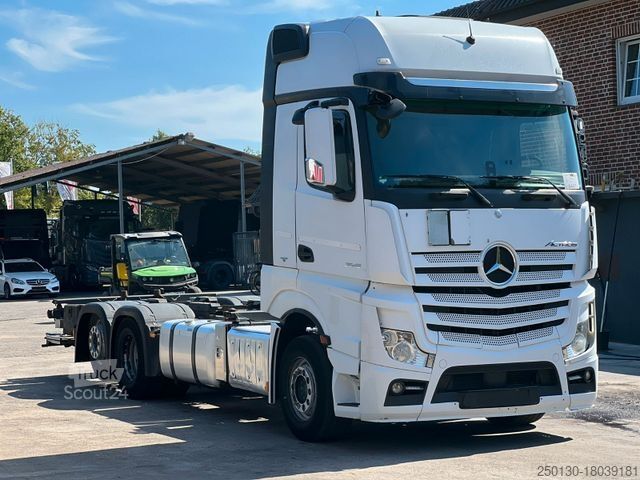 Camión con caja móvil MERCEDES-BENZ Mercedes-Benz Actros 2545 6x2
