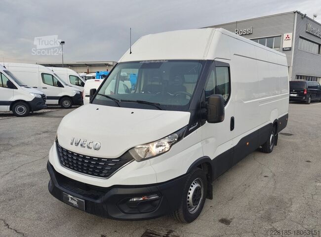 Minibus IVECO DAILY - 35S16 PASSO LUNGO