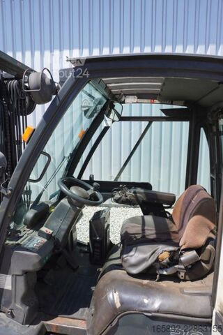  Nissan FGD02A300