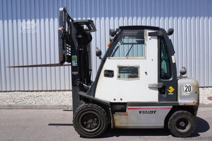  Nissan FGD02A300