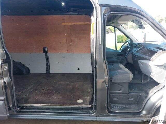 Slēgtais furgons Ford Transit L3H2 automaat