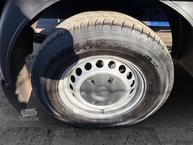 Transporter mit Koffer MERCEDES-BENZ Sprinter 317 CDI Koffer 2,40m Hoch 9G-Tronic MBU