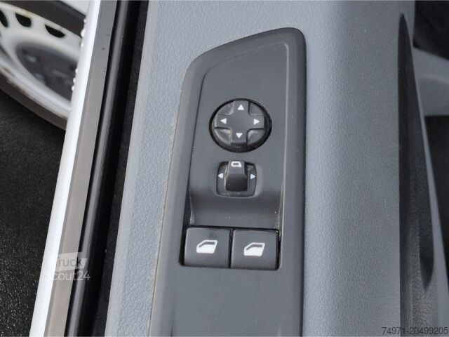 Kastenwagen Citroen Jumpy Kasten Club 1.5D*Temp PDC MirrorLink Klima