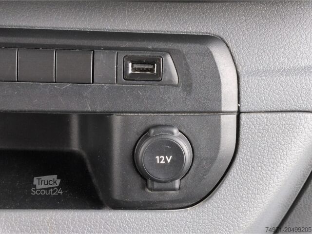 Panelinis furgonas Citroen Jumpy Kasten Club 1.5D*Temp PDC MirrorLink Klima