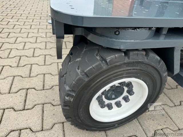 Négyirányú targoncát Combilift C4500 /Triplex 6000 mm/Air condition