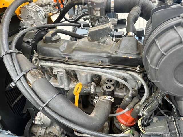 Négyirányú targoncát Combilift C2500 / Compact / Wide positioner