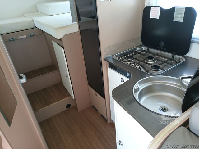  Ford Transit Etrusco T6.9SF 2023 | manuales | Capacidad para 5 personas