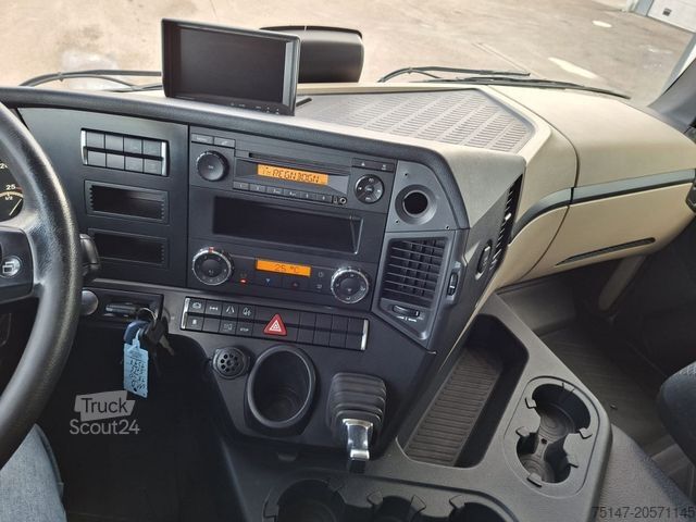 Standardni tegljač MERCEDES-BENZ 1840 LS Actros 4x2 ClassicSpaceKlima