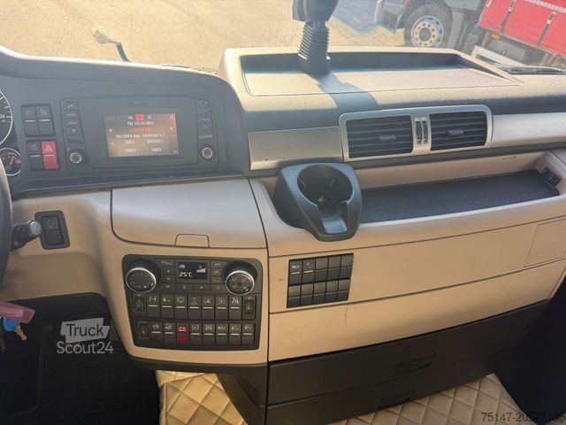 Volumen SZM MAN TGX 18.460 4x2 LL-S ACC Retarder Intarder XXL