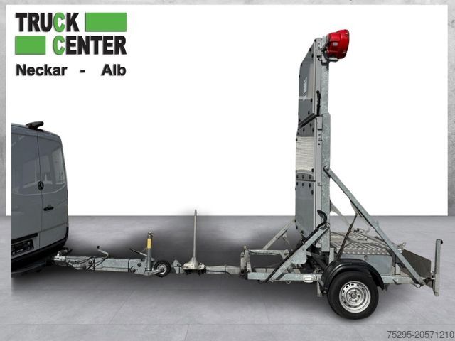 Prikolica  Trebbiner 1 Achs LED Vorwarntafel verzinkt