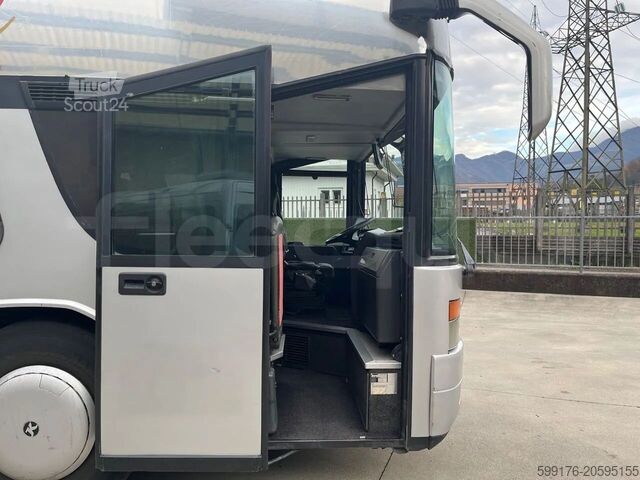 Autobus à impériale Setra S328