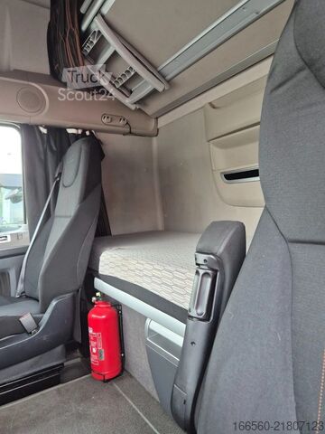 Standardni traktor DAF XF 530 FT SUPER SPACE CAB ZF INTARDER