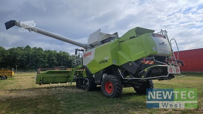 Mähdrescher Claas LEXION 750