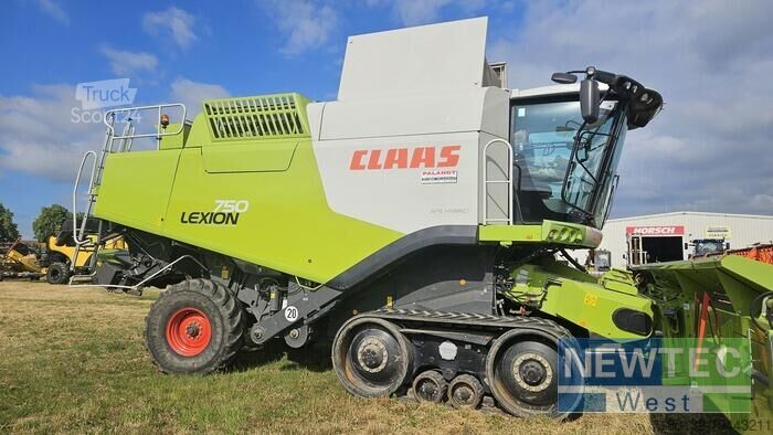 Mähdrescher Claas LEXION 750