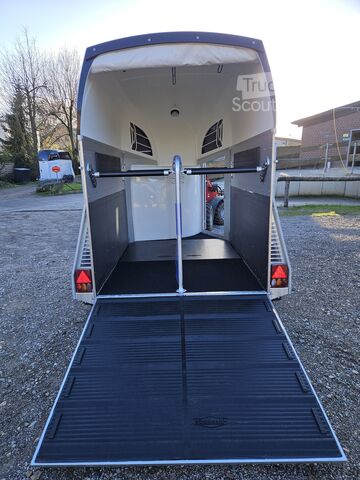 Paardentrailer Böckmann Champion R