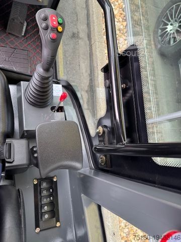 Kerekes rakodó Kima Pegasus 1090 Radlader Hoflader NEU 20km/h