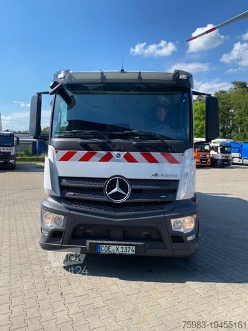 Vacuum tank truck MERCEDES-BENZ Mercedes-Benz Actros 2546 FFG elephant multi WRG