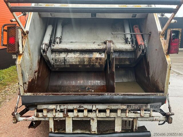 Sadzīves atkritumu mašīna Scania P 320 6x2*4 NTM KG-2K 18 m3