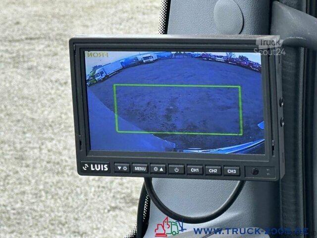 Transporter mit Pritsche & Plane Mercedes-Benz 818 LBW AHK 10.5t. Nur 265.739 KM Schaltgetriebe