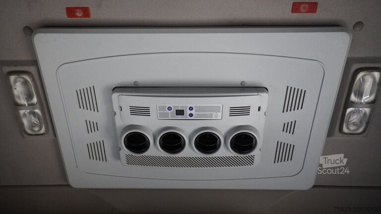 Standard-SZM DAF XF480 FT SSC 878.000KM