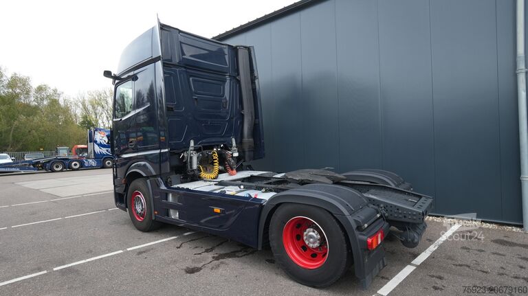 Standard-SZM Mercedes-Benz ACTROS 1945 GIGASPACE 728.200KM