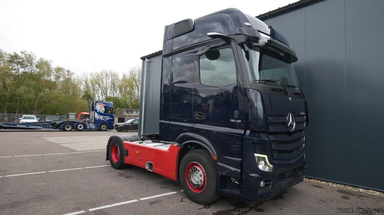 Standard-SZM Mercedes-Benz ACTROS 1945 GIGASPACE 713.000KM