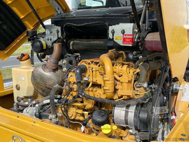 Caterpillar 908 Caterpillar 908