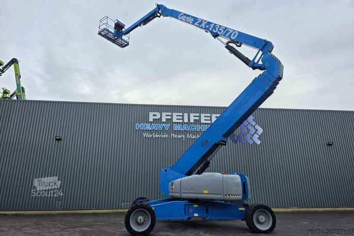 Artikulisan teleskopski bum lift Genie ZX135/70 Diesel, 4x4x4 Drive, 43m Lifting Height,