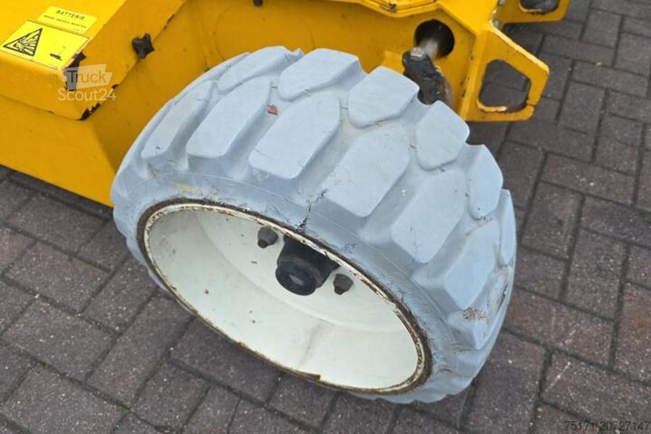 Artikulisan teleskopski bum lift Snorkel A38E As-Is, Electric, 13.5m Working Height, 6.1m R