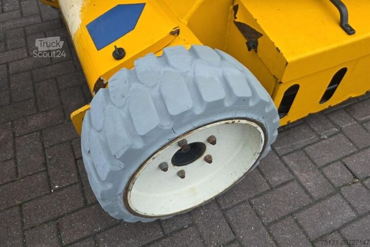 Artikulisan teleskopski bum lift Snorkel A38E As-Is, Electric, 13.5m Working Height, 6.1m R