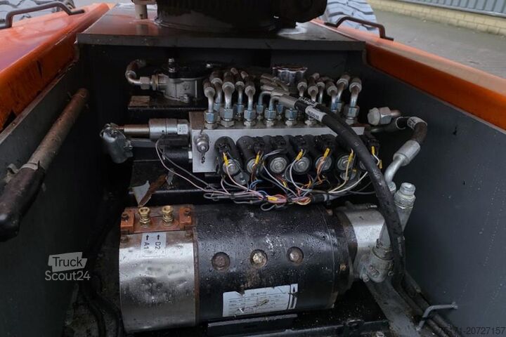 Artikulisan teleskopski bum lift Snorkel A38E As-Is, Electric, 13.5m Working Height, 6.1m R