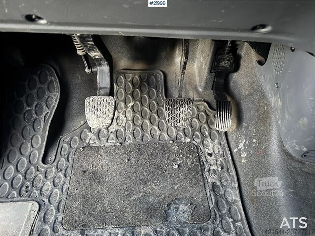 Kombi med högt tak Mercedes-Benz Vito 111 CDI m/ 2 sett dekk.