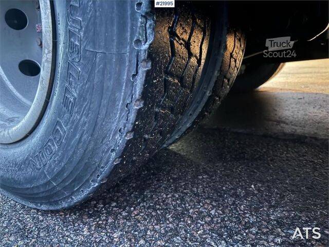 Gantry armsystem Istrail hook trailer with tipper