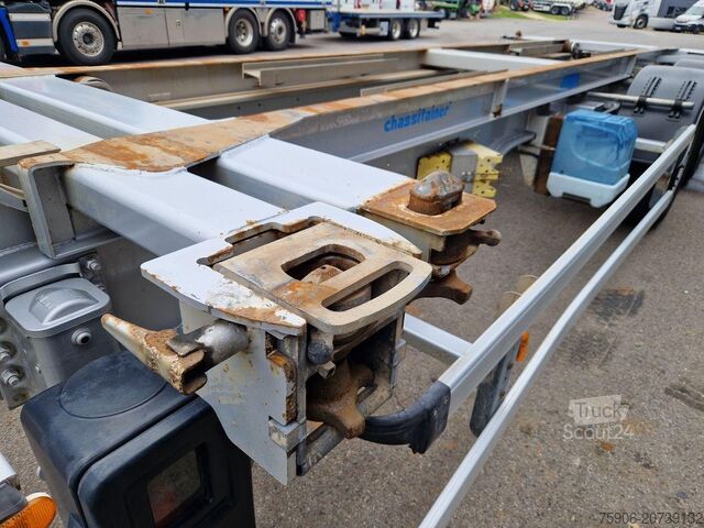 Semi-remorque pour matériaux longs Asca PORTE CONTAINERS MULTIPOSITION