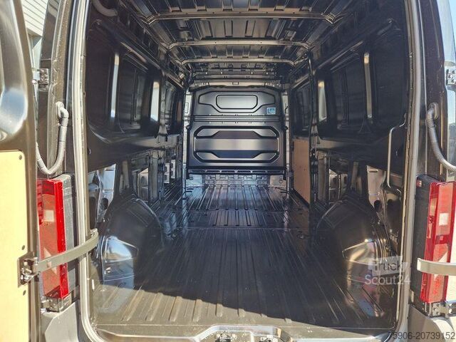 Van Nissan Interstar