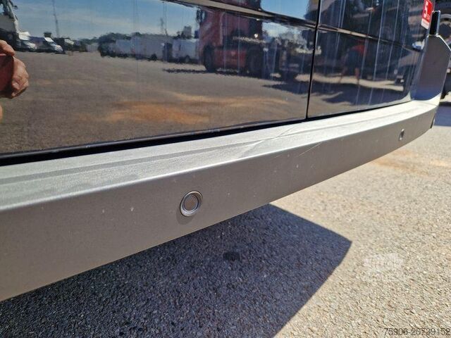 Van Nissan Interstar